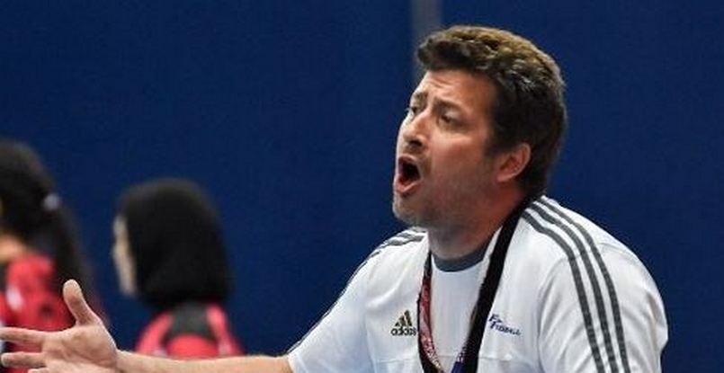 Франция. "Тулон" по окончании сезона сменит тренера. Вместо Шандора Раца команду возглавит Лоран Пюйгсегю