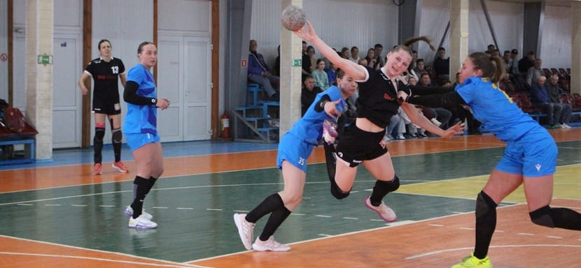 "Городничанка" и "Кронон" будут проводить домашние матчи нового сезона на другой арене