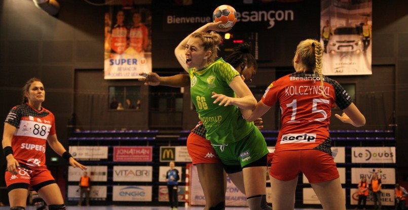 Женский Кубок ЕГФ. "Кубань" после первого тайма играет вничью с "Безансоном"