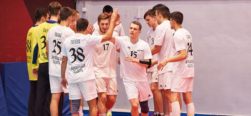 Левый крайний Данила Филимоненко в новом сезоне продолжит защищать цвета СГАУ-"Саратов"