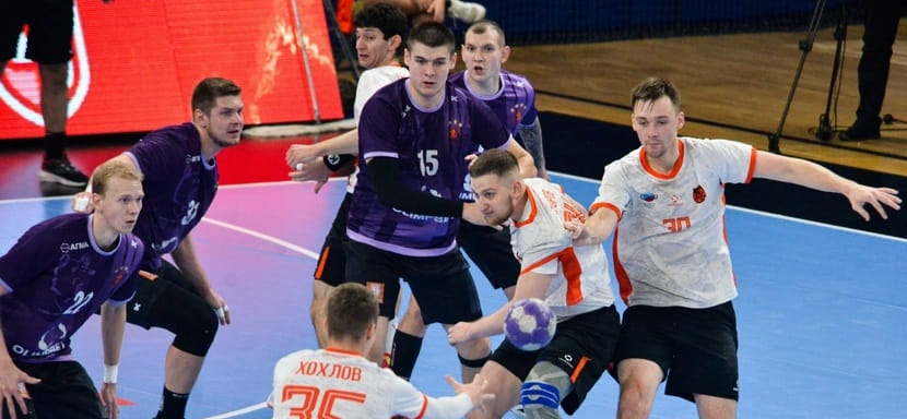 "Чеховские медведи" и ставропольский "Виктор" выиграли субботние матчи в мужском чемпионате России