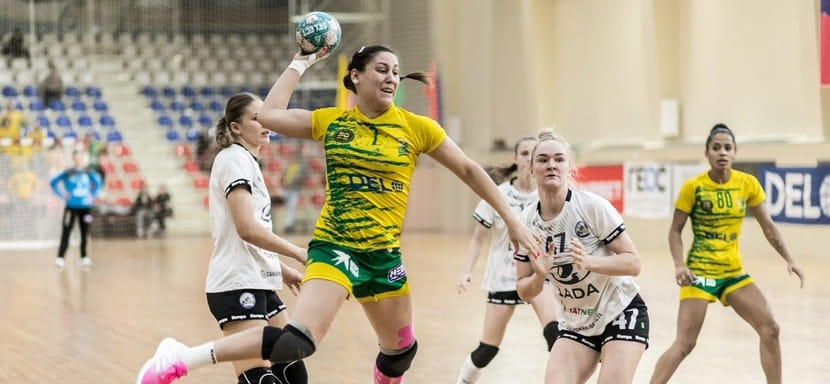 Россия. Диана Голуб: "Гандбол по-кубански? Ведём шесть мячей и сами себе можем преподнести сюрприз" (ВИДЕО)