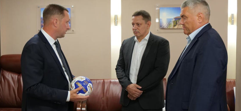 Лев Воронин: "Для нас очень важно построить современную гандбольную арену в Саратове"