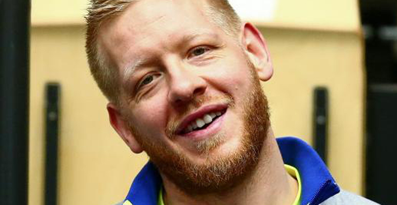 ЧМ-2019. Джим Готтфридссон: "Еще в пятницу ходил на костылях, а сейчас уже передвигаюсь без их помощи. Меня усердно лечат"