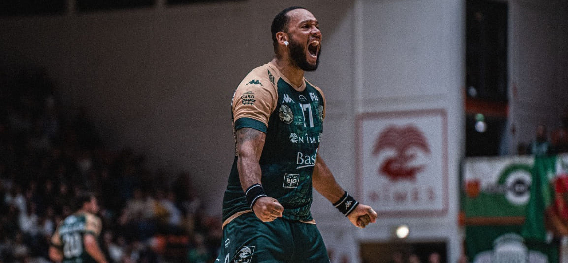 В мужском чемпионате Франции "Ним" и "Селеста" взяли верх над соседями по турнирной таблице — "Ренном" и "Шартром"