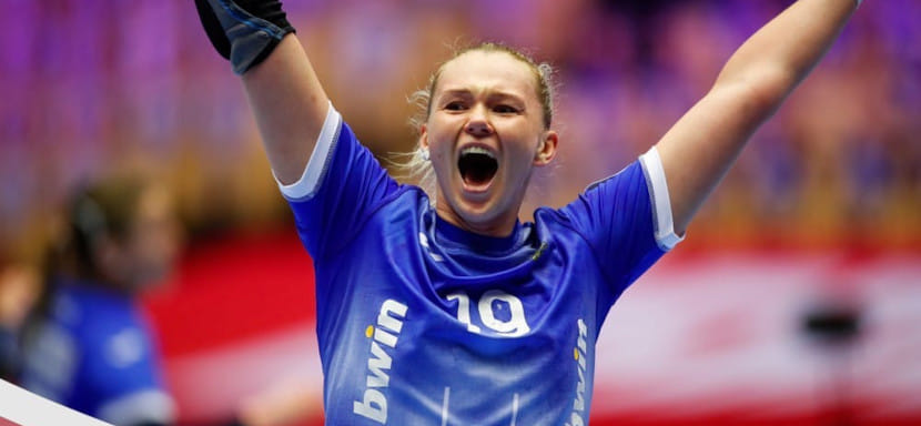 ЧМ-2021. Женская сборная России разгромила в Москве турецкую команду и стала одиннадцатым участником финальной стадии турнира