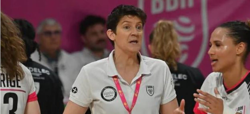 Главный тренер "Бреста" Рафаэль Тервель: "Вяхирева ещё не готова на 100%, к выходным один-два игрока могут вернуться в строй"