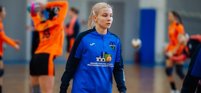 Высшая лига. 21-летняя правая крайняя Екатерина Тарабрина стала игроком "Уфы-Алисы"