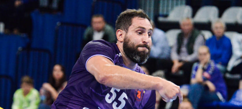 Александр Ермаков: "Для "Чеховских медведей" существует только одна задача — первое место!"