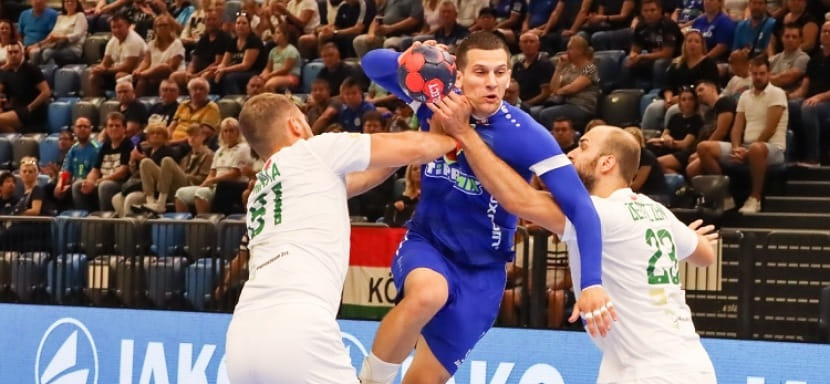 Венгрия. Мужчины. В единственном матче дня "Татабанья" уверенно переиграла столичный "Ференцварош" и вышла на чистое третье место в чемпионате