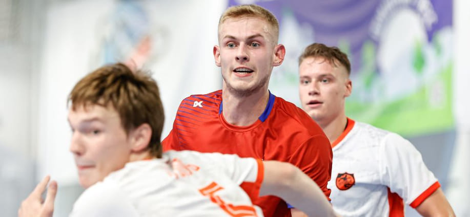 Даниил Москаленко: "В России ставка делается на культуру паса и более хитрый гандбол, а вот во Франции более скоростная игра"