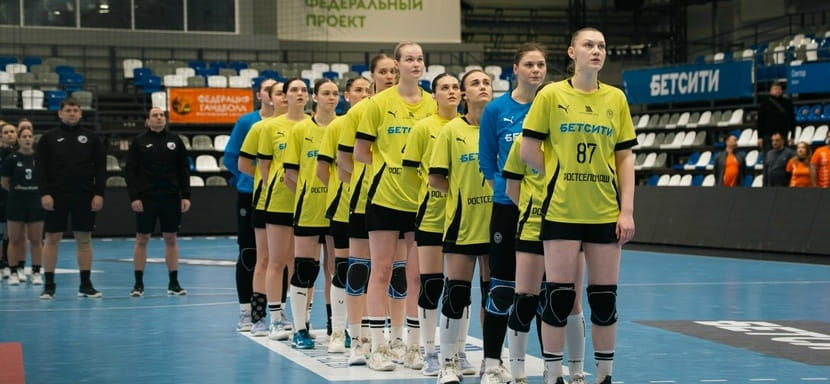 "Ростов-Дон-2", "Звезда"-УОР и "Кубань-3" выиграли воскресные матчи в женской высшей лиге