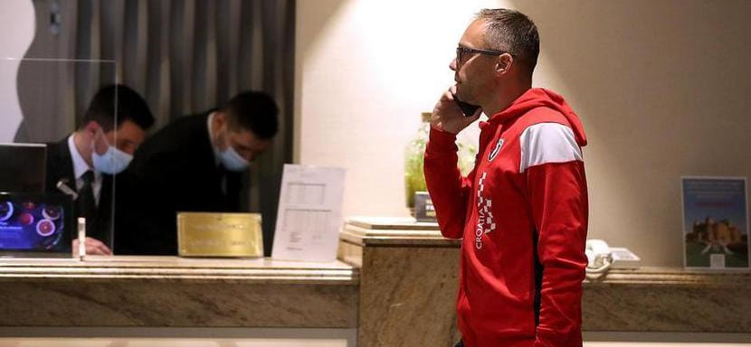 ЧЕ-2022. Хрвое Хорват: "Иван Пешич был привит "Спутником". Ему пришлось пройти повторную вакцинацию, иначе он не смог бы играть в бундеслиге"