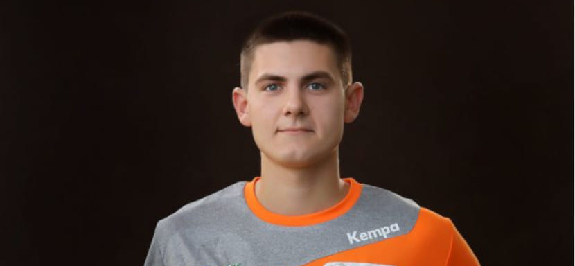 Суперлига Париматч. Капитан "Каустика" Кирилл Михайлов: "Мусаев уходит в СГАУ-"Саратов", Мартыненко — в "Виктор" (ВИДЕО)