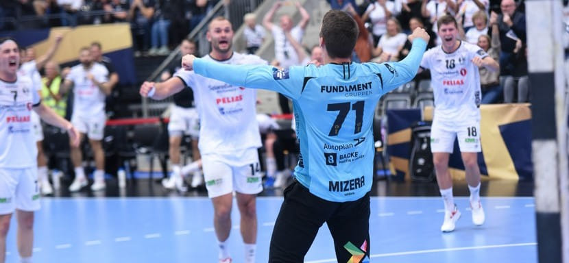 Лига чемпионов. Голкипер "Эльверума" Шимон Мизера — автор лучшего вратарского спасения в 10-м туре (ВИДЕО)