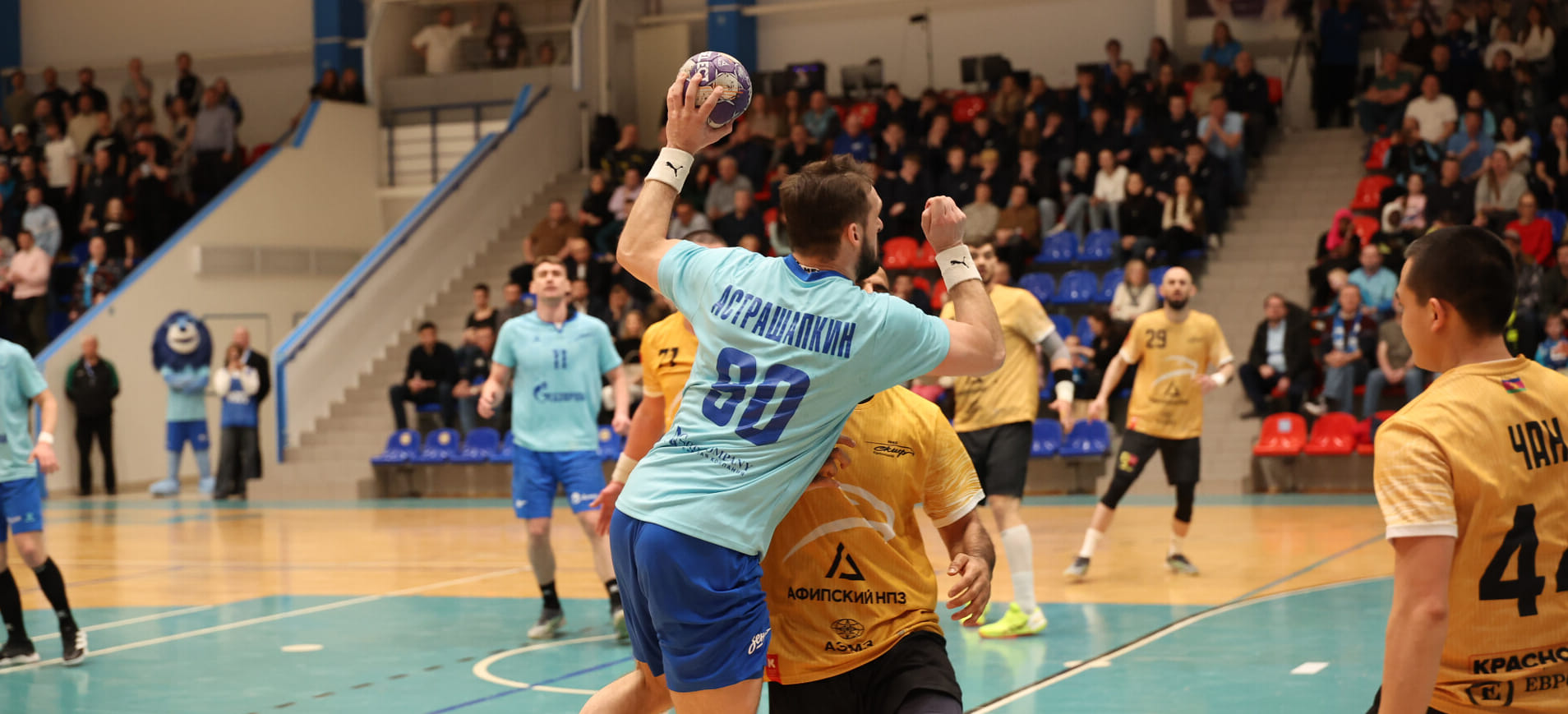 "Скифы" повержены в Санкт-Петербурге и Волгограде. "Зенит" с "Каустиком" одержали по важной победе