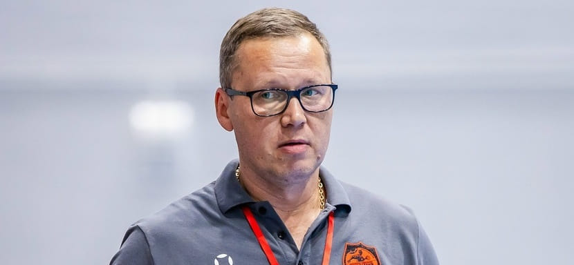 Главный тренер МУОР-"Академии" Дмитрий Бочарников назначен главным тренером юниорской сборной России