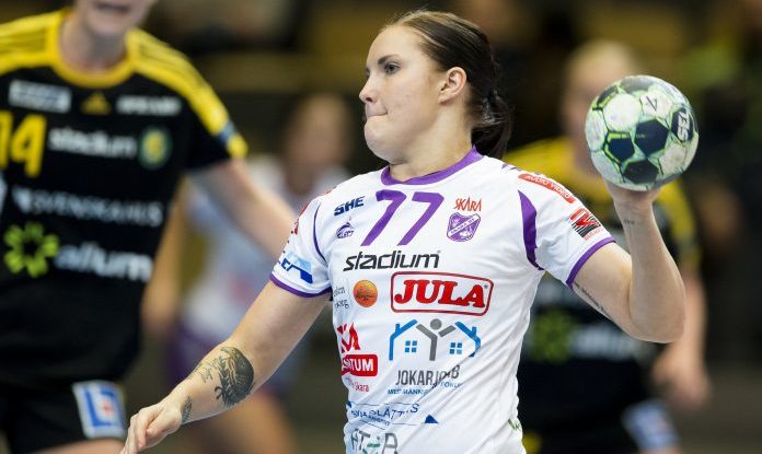 Швеция. Полусредняя "Скары" Александра Руус все же решила завершить карьеру 