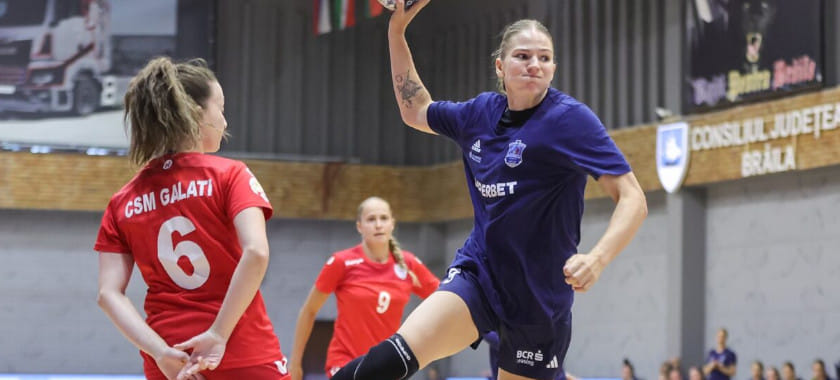 В единственном матче игрового дня чемпионата Румынии "Дунэря" Трусовой, Мокат и Кирдяшевой разгромила "Галац"