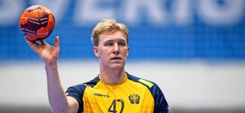 Бундеслига. "Киль" объявил о летнем переходе из норвежского "Эльверума" чемпиона Европы-2022 шведа Эрика Юханссона