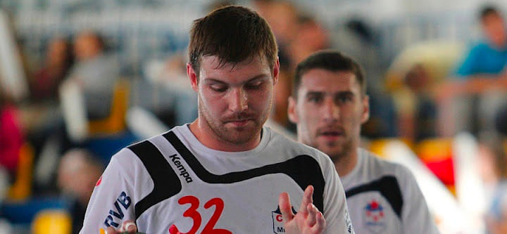 Беларусь. Александр Титов: "Миронович и Каршакевич сделали из меня гандболиста. Везде что-то брал от тренеров, но базу мне дали в СКА"