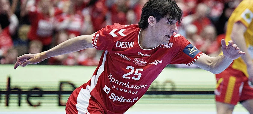 Лига чемпионов. Датский "Ольборг" продлил контракт с 20-летним левым полусредним Маринусом Мунком до 2027 года