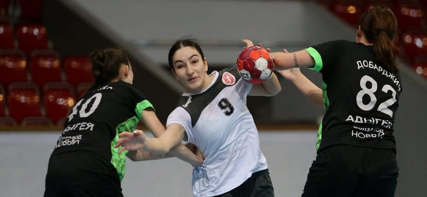 Молодежное первенство. Девушки. Резервистки "Ростов-Дона" одолели дубль "Лады", ЦСКА-2 победил с разницей "+24" и другие итоги игрового дня