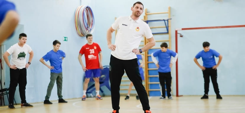 Россия. Представители ЦСКА провели мастер-класс в одной из московских школ