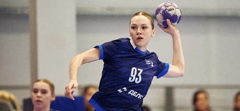 В стартовом матча игрового дня в женском чемпионате России "Черноморочка" была сильнее звенигородской "Звезды"