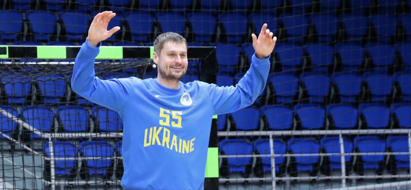 ЧЕ-2022. Геннадий Комок: "Волнения перед стартом Евро-2022 нет. Хочется сыграть на лучшем уровне и, конечно, выйти из группы"