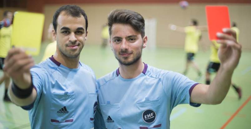 ЧЕ-2020. Швейцарцев зовут Артур Бруннер и Морад Салах. Они судили матч Беларусь — Австрия