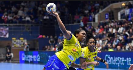 Лига чемпионов. Грас Заади, забросившая 7 мячей "Ростов-Дона", вошла в тройку лучших игроков тура на старте основного раунда (ВИДЕО)