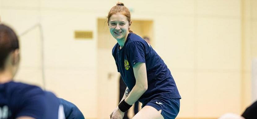 Правая крайняя "Астраханочки" Анна Кайнарова приняла участие в Едином дне ГТО