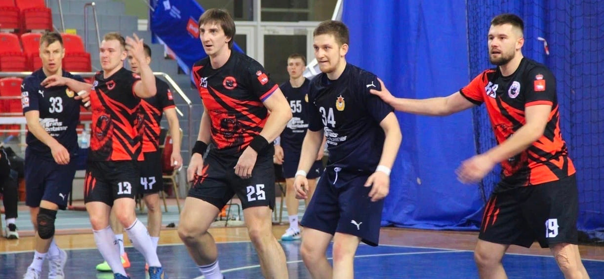 24 мая. Прямые трансляции первых матчей медальных серий Olimpbet Суперлиги. "Пермские медведи" — ЦСКА, "Чеховские медведи" — "Виктор" (ВИДЕО)