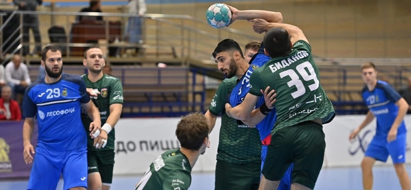 Омский "Скиф" и "Зилант" сыграли вничью на мемориале Виктора Давыдова в Челябинске