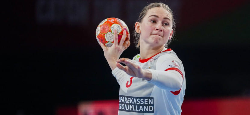 "Я впервые уезжаю из Дании и готова к новым приключениям". 31-летняя линейная Кайя Камп стала гандболисткой "Боруссии"