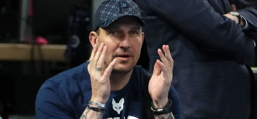 Бундеслига. Штефан Кречмар о ситуации с "Гамбургом" и "Бергишем": "Всё просто — каждый пытается спасти свой клуб"