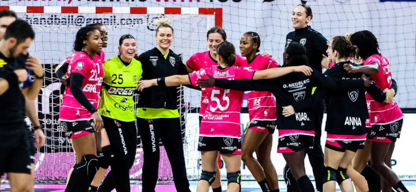 "Брест" Анны Вяхиревой в гостях взял верх над "Икастом", "Боруссия"  обыграла "Будучность" в пятом туре Лиги чемпионов