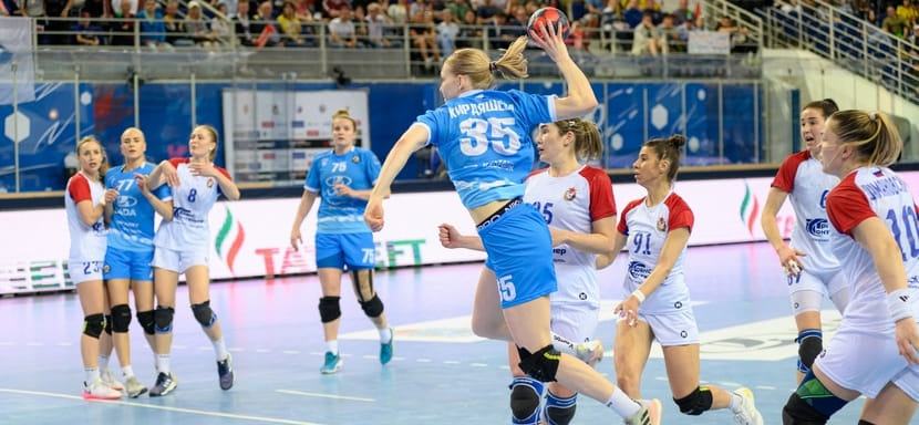 Olimpbet Суперлига. Представительницы "Лады" Валерия Кирдяшева, Валерия Ганичева и Алёна Амельченко летом станут игроками "Ростова" (ВИДЕО)