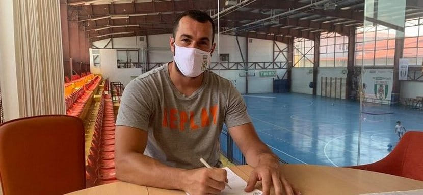 Балканы. Северомакедонский "Пролет" пополнился Деяном Пецаковским из "Металурга"