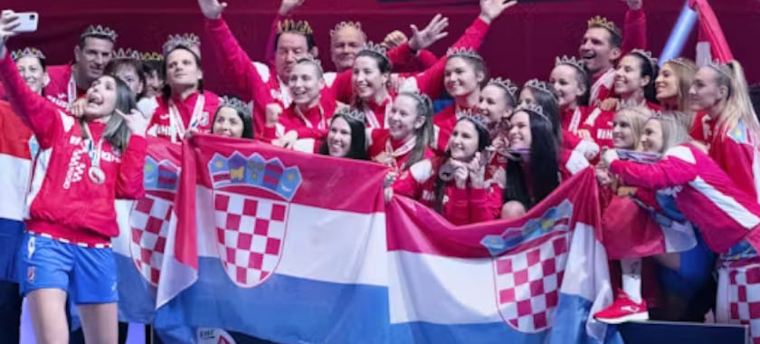 Чамила Мичиевич: "Самое обидное не то, что мы не попали на ЧЕ, а то, что нас исключили из сборной без объяснения причин. Обрван нас оскорбил"