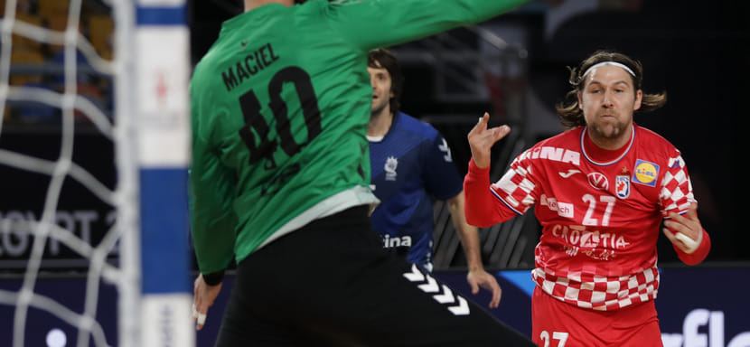 ЧМ-2021. Правый крайний сборной Хорватии Иван Чупич: "Я удивлен решением Червара. Матч со сборной Аргентины проигран в атаке"