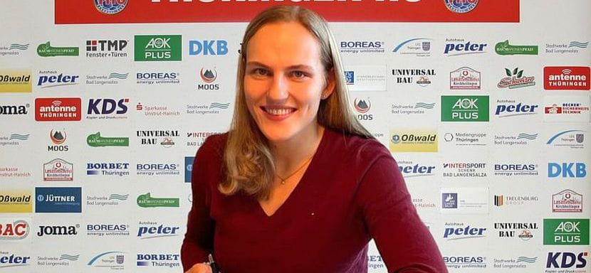 Женская бундеслига. Левая полусредняя сборной Германии Анника Лотт продолжит карьеру в "Тюрингере"