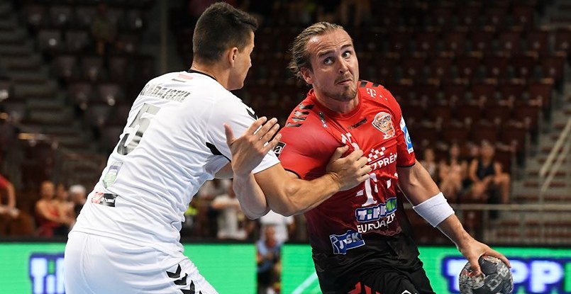 Венгрия. Мужчины. В первом матче чемпионата страны "Веспрем" разгромил "Дабаш"