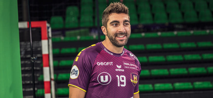 Франция. Трансферный слух. Правый крайний "Нанта" Давид Балагер может заменить в "ПСЖ" Бенуа Кунку, который отправится в "Кельце"