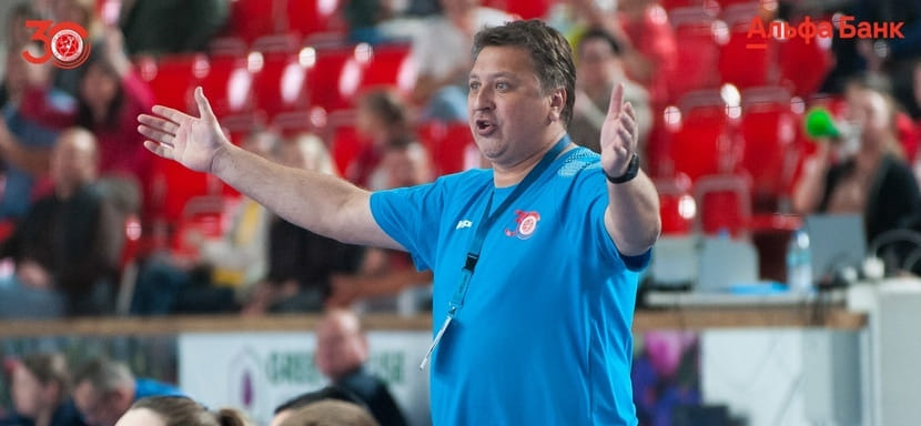 Михаил Измайлов: "Поражали голы и фантастическая скорость Олега Блохина. А из нынешних футболистов нравится Лионель Месси"