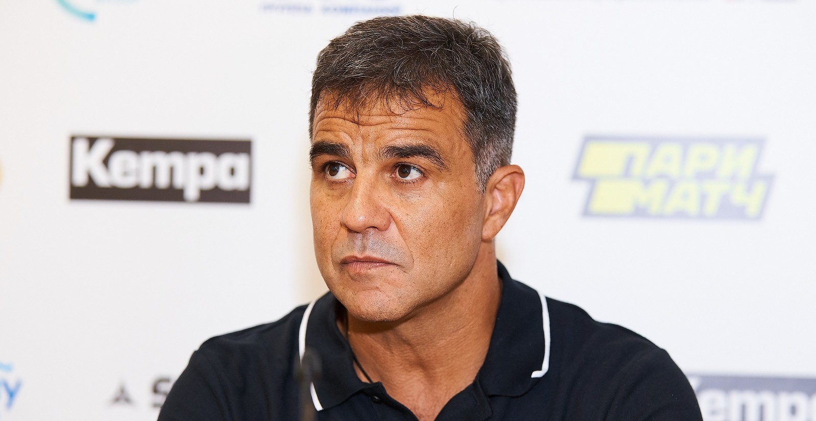 Сборная России. Первая осень Амброса Мартина. Первый выбор — первые реакции