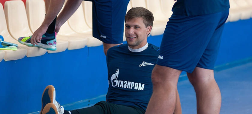 Николай Емельяненко о возвращении в "Зенит": "Из тех, кто играл в Петербурге в мой предыдущий раз, остались три игрока" (ВИДЕО)