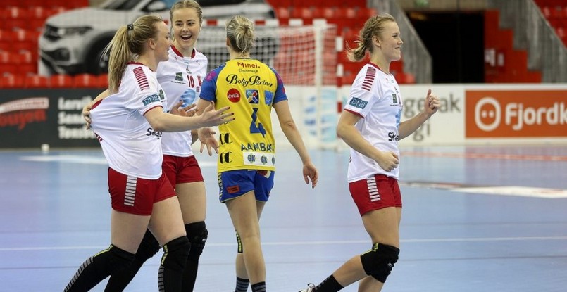 Норвегия. Две гандболистки задней линии покинут "Ларвик" по окончании сезона
