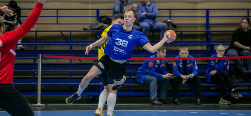 25-летний правый крайний Филипп Борисов стал гандболистом ставропольского "Виктора"